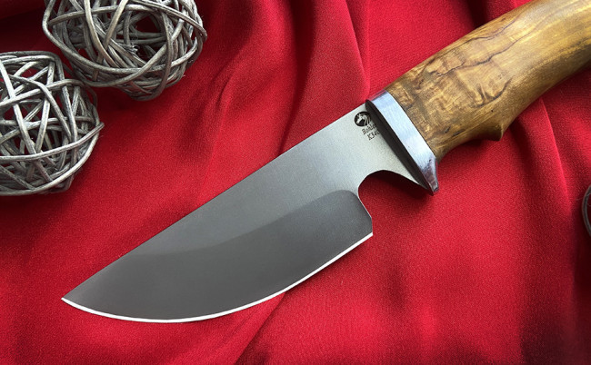 Нож "Шкурник", клинок сталь K340, рукоять карельская береза Нож "Шкурник", клинок сталь K340, рукоять карельская береза
