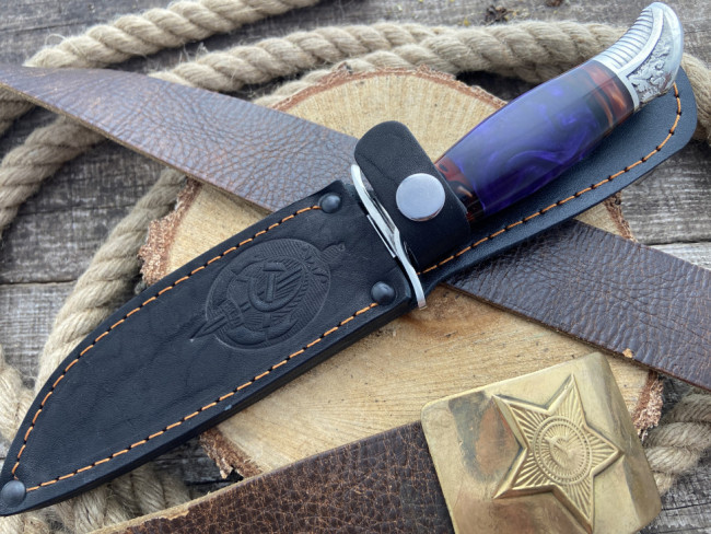 Нож финка "НКВД", клинок сталь Х12МФ, рукоять акрил фиолетового цвета, вставки акрил бордового цвета, литье мельхиор Нож финка "НКВД", клинок сталь Х12МФ, рукоять акрил фиолетового цвета, вставки акрил бордового цвета, литье мельхиор