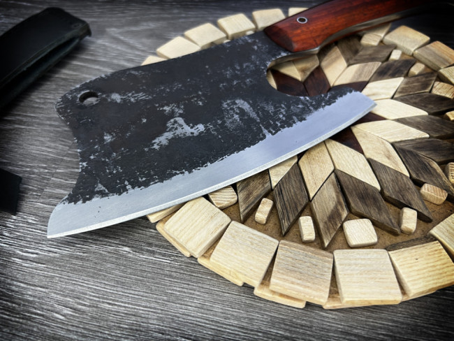 "Тяпка №5", цельнометаллическая, клинок сталь 9ХС, след ковки , рукоять падук "Тяпка №5", цельнометаллическая, клинок сталь 9ХС, след ковки , рукоять падук