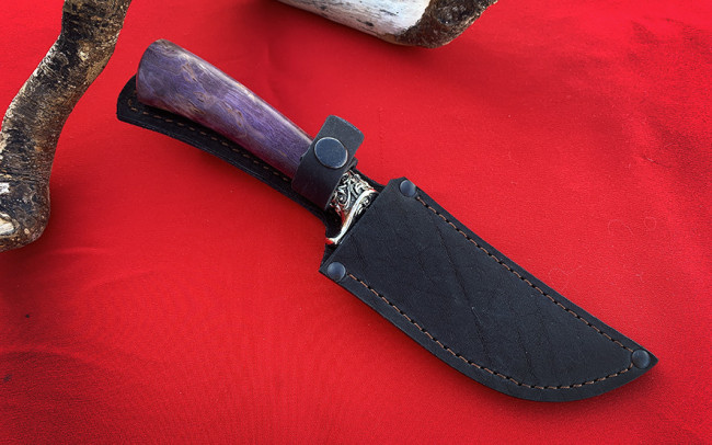 Нож "Пчак малый №4", клинок сталь K340, рукоять стабилизированная карельская береза фиолетового оттенка, литье художественное мельхиор