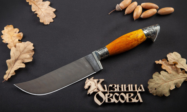Нож "Пчак №2", клинок Дамасская сталь, рукоять стабилизированная карельская береза натурального цвета, литье двойное мельхиор Нож "Пчак №2", клинок Дамасская сталь, рукоять стабилизированная карельская береза натурального цвета, литье двойное мельхиор